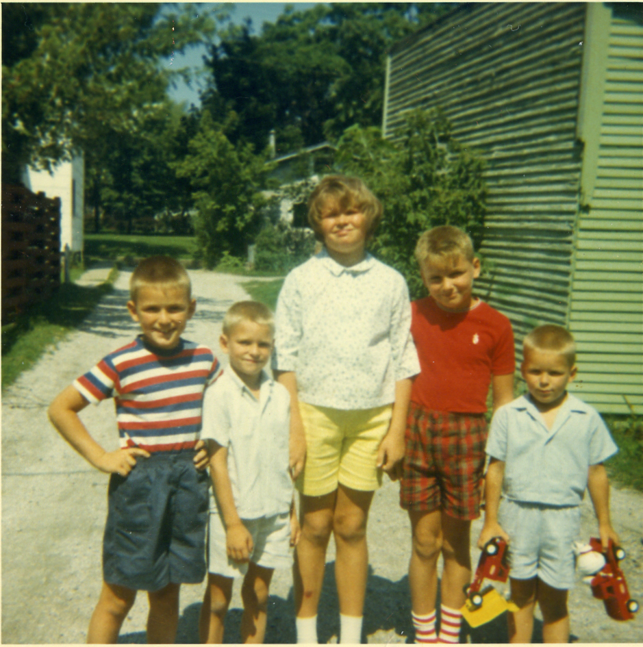 Larry, Jimmy, Dayle, Bernie & Robin in Alley